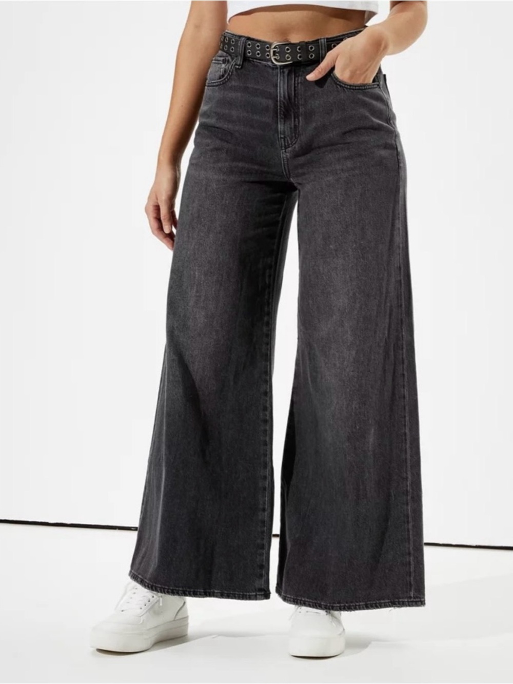 American Eagle Black Super High-Rise Ultra Wide Leg Jeans
